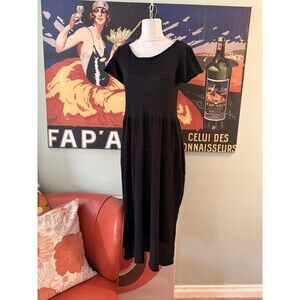 Aemi + Co Dress Medium